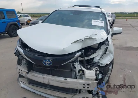 2022 Toyota Sienna Limited z USA, uszkodzony, nr VIN 5TDZRKEC5NS077589